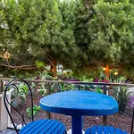 Lulu Hotel Çeşme