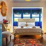 Hotel Lulu Çeşme