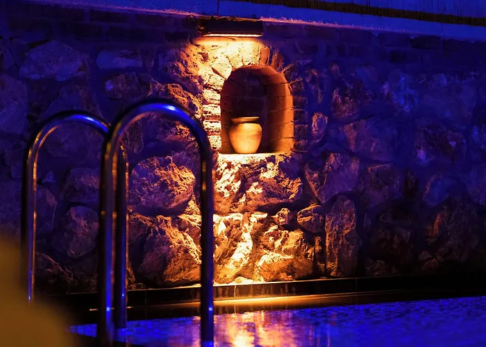 Отель Lulu Кешме