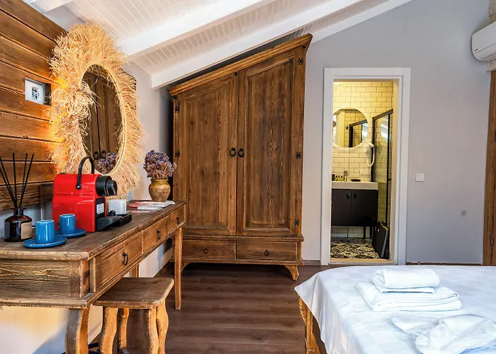 Lulu Отель Кешме